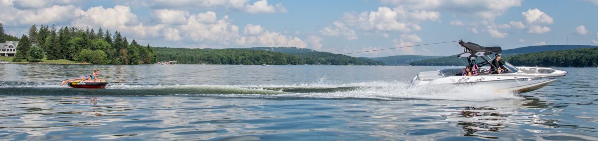Boating on Deep Creek Lake