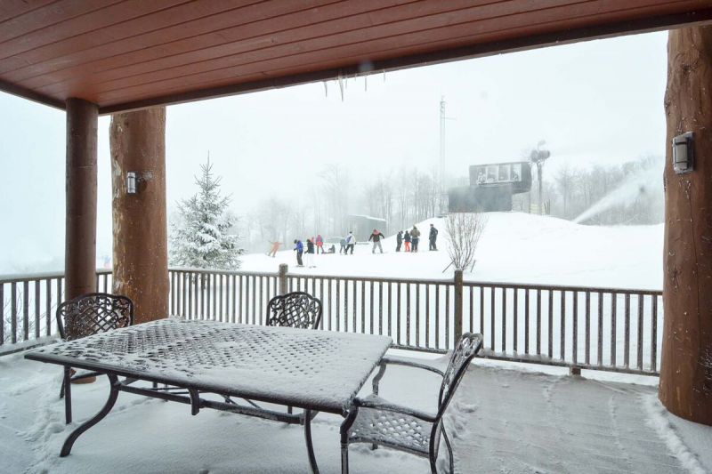 Wispering Timbers Porch at Deep Creek Lake